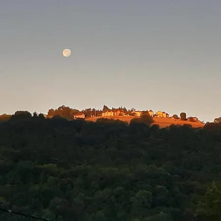 Affittacamere Chez Claire Latouille-Lentillac